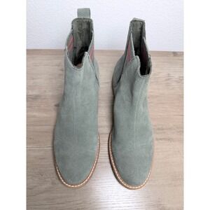 TOMS Women's Grey Suede Chelsea Boots Elastic Side Ankle Booties Size 8